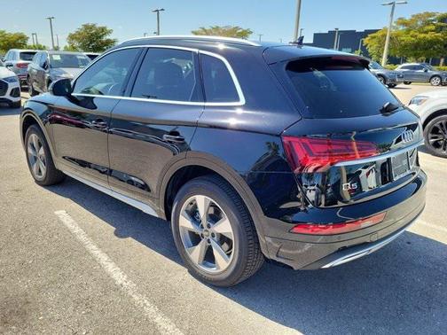 2024 Audi Q5 40 Premium