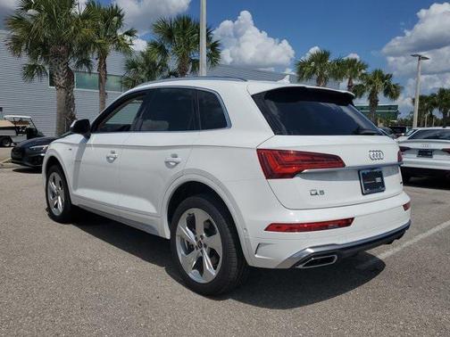 2023 Audi Q5 45 S line Prestige