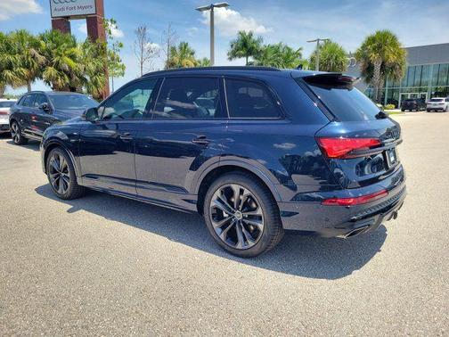 2026 Audi Q7 55 Premium Plus