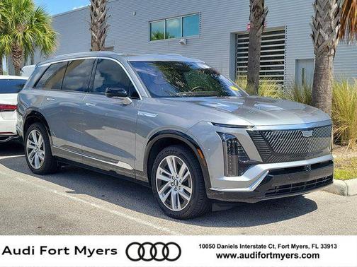 Argent Silver Metallic 2026 Cadillac VISTIQ Luxury