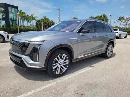 Argent Silver Metallic 2026 Cadillac VISTIQ Luxury