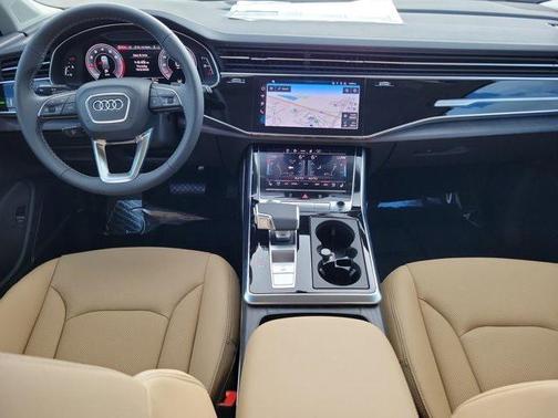 2026 Audi Q7 55 Premium Plus