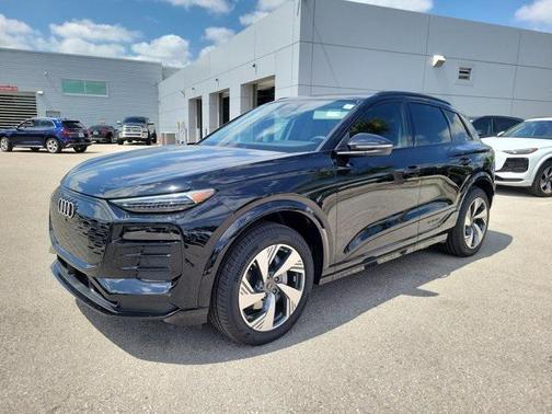 2025 Audi Q6 e-tron Premium Plus quattro