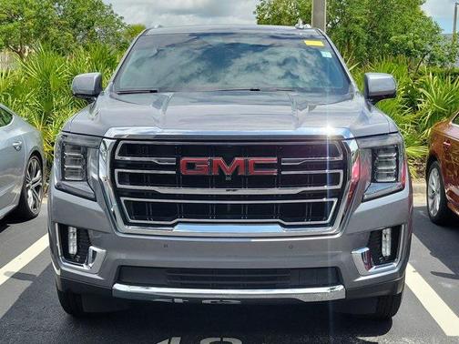 2021 GMC Yukon SLT