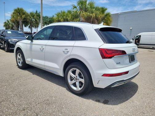 Ibis White 2023 Audi Q5 40 Premium