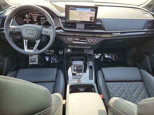 2025 Audi SQ5 3.0T Premium Plus