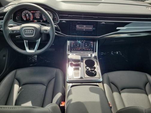 2025 Audi Q8 55 Premium Plus