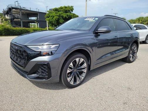 2025 Audi Q8 55 Premium Plus