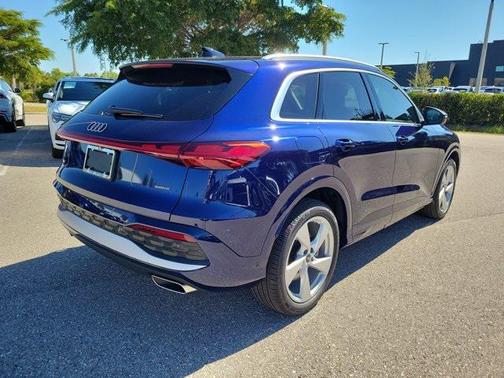 2025 Audi Q5 Prestige TFSI quattro S tronic