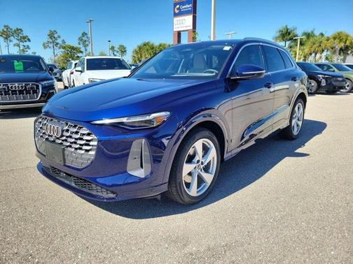 2025 Audi Q5 Prestige TFSI quattro S tronic