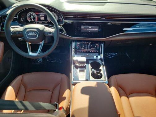 2025 Audi Q8 55 Premium Plus