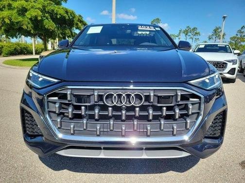 2025 Audi Q8 55 Premium Plus