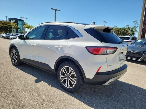 2020 Ford Escape SEL