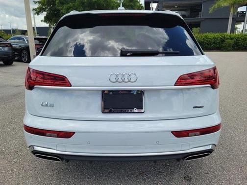 2022 Audi Q5 45 S line Premium Plus
