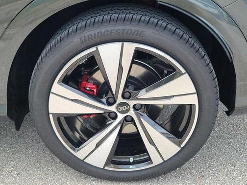 2025 Audi SQ5 3.0T Premium Plus