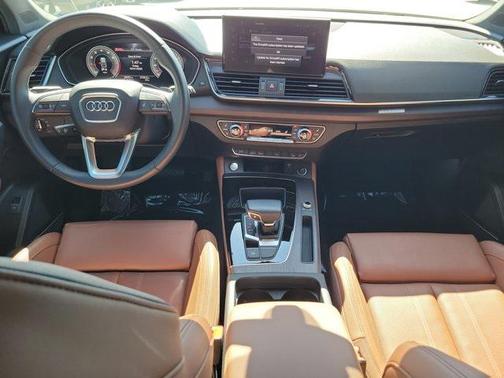 2023 Audi Q5 45 S line Premium Plus