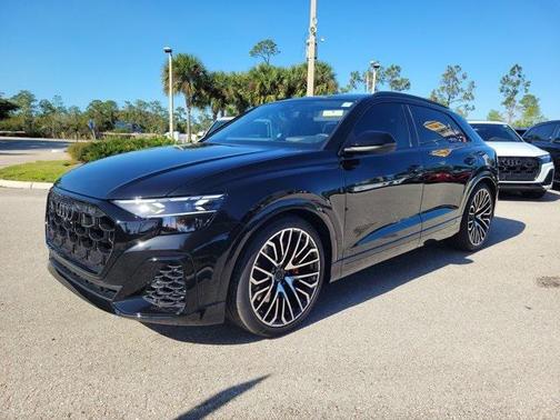 2026 Audi SQ8 4.0T Prestige