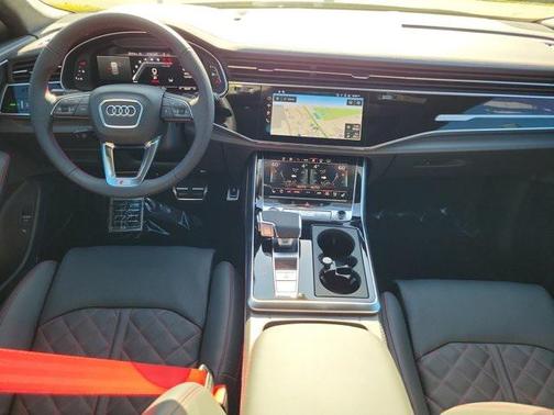 2026 Audi SQ8 4.0T Prestige