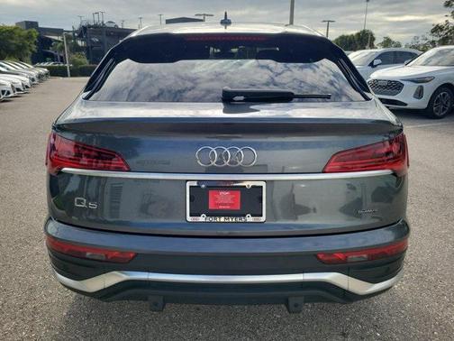 2023 Audi Q5 45 S line Prestige