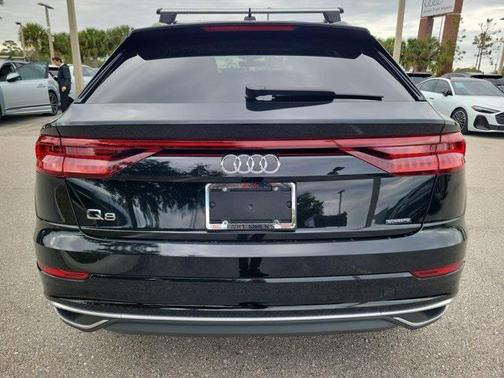 2022 Audi Q8 55 Prestige