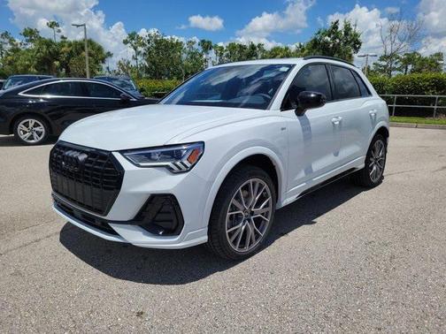 2025 Audi Q3 45 S line Premium Plus