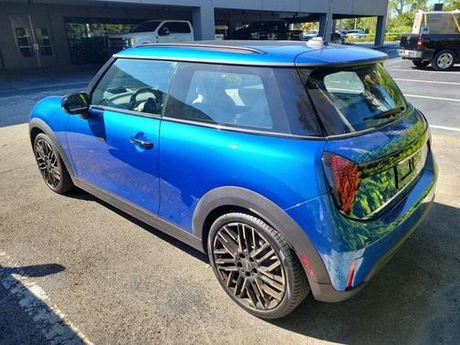2025 MINI Hardtop Cooper