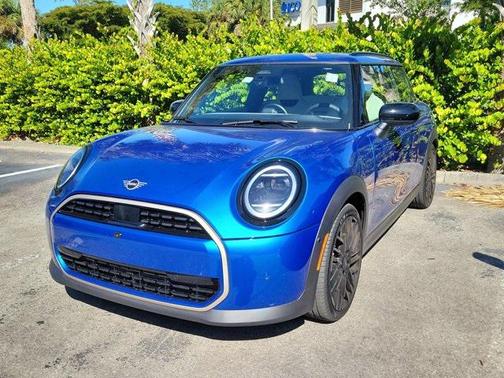2025 MINI Hardtop Cooper