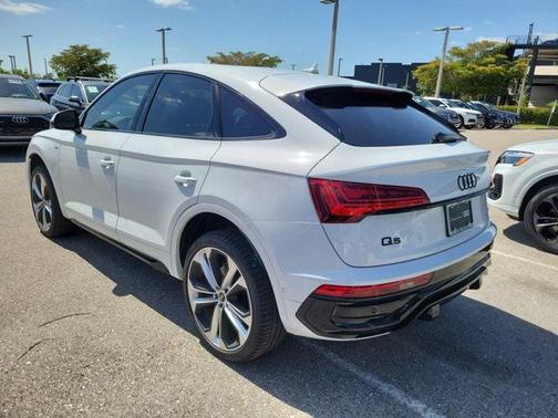 2024 Audi Q5 45 S line Prestige