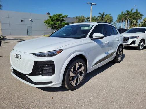 2025 Audi Q6 e-tron Prestige quattro