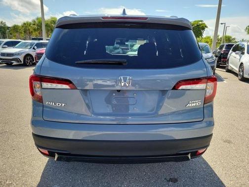 2022 Honda Pilot AWD Sport