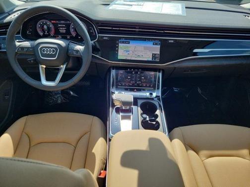 2025 Audi Q7 55 Premium Plus