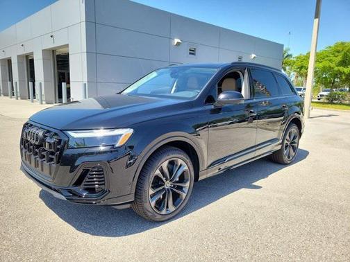 2025 Audi Q7 55 Premium Plus