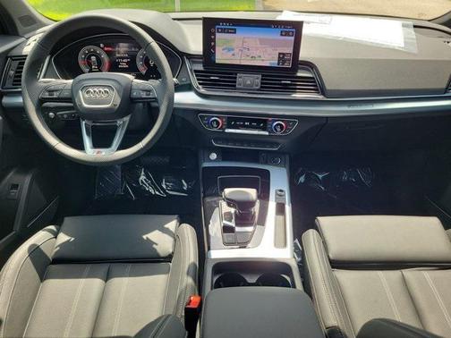 2025 Audi Q5 45 S line Prestige