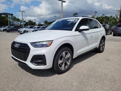 2025 Audi Q5 40 Premium