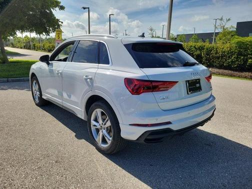 2024 Audi Q3 45 S line Premium Plus