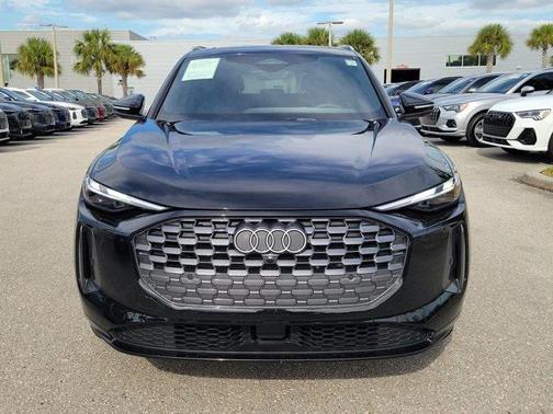 2025 Audi Q5 Premium TFSI quattro S tronic