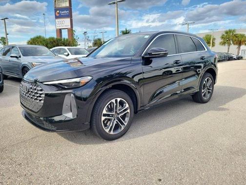 2025 Audi Q5 Premium TFSI quattro S tronic