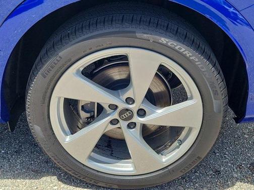 2025 Audi Q5 Prestige TFSI quattro S tronic