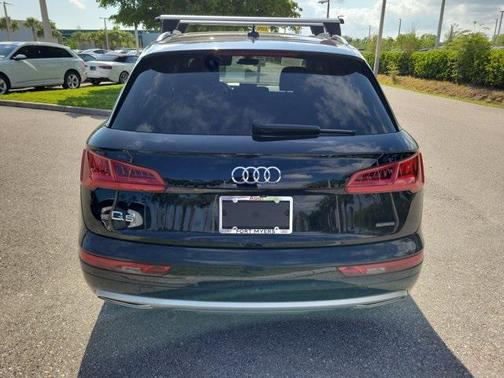 2020 Audi Q5 45 Premium