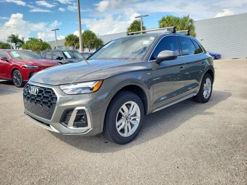 2023 Audi Q5 45 S line Premium