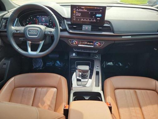 2023 Audi Q5 45 S line Premium