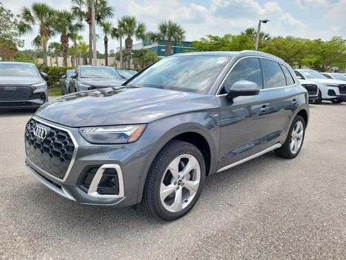 2023 Audi Q5 45 S line Prestige