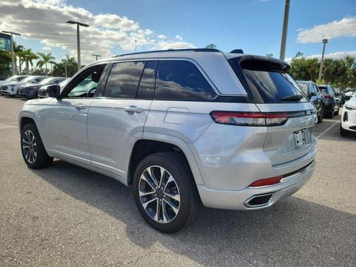 2023 Jeep Grand Cherokee Overland