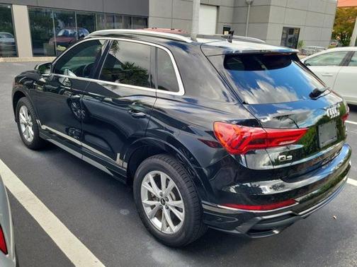 2022 Audi Q3 45 S line Premium
