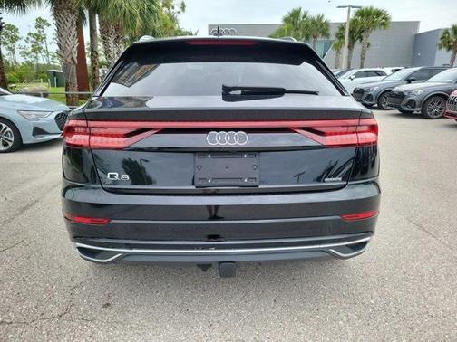 2022 Audi Q8 55 Prestige