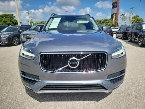 2019 Volvo XC90 T6 Momentum