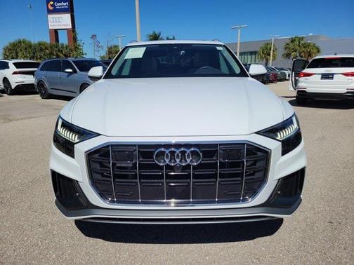 2023 Audi Q8 55 Premium Plus