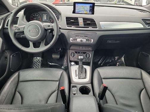 2017 Audi Q3 2.0T Prestige