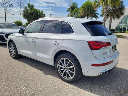 Glacier White Metallic 2021 Audi SQ5 3.0T Premium Plus