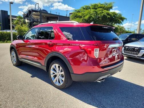 2022 Ford Explorer Platinum